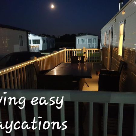 Living Easy Staycations At Tattershall Lakes מראה חיצוני תמונה