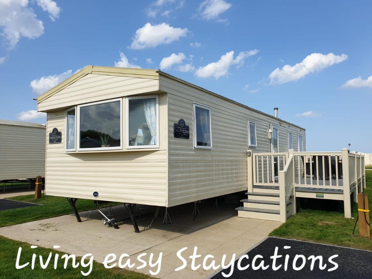 Living Easy Staycations At Tattershall Lakes מראה חיצוני תמונה