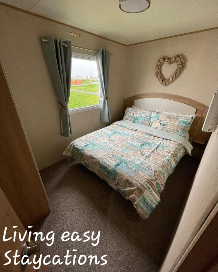 Living Easy Staycations At Tattershall Lakes מראה חיצוני תמונה