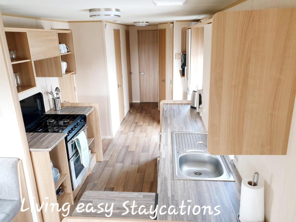 Living Easy Staycations At Tattershall Lakes מראה חיצוני תמונה
